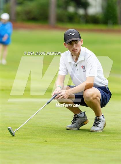 Thumbnail 1 in NCHSAA 4A Finals (Round 2) photogallery.