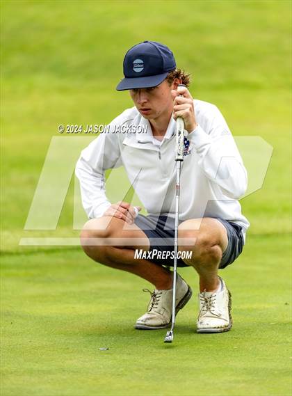 Thumbnail 1 in NCHSAA 4A Finals (Round 2) photogallery.