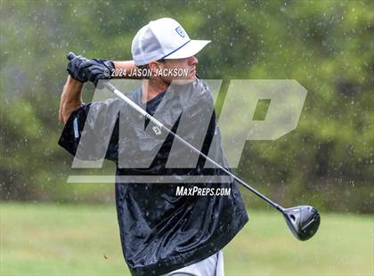 Thumbnail 3 in NCHSAA 4A Finals (Round 2) photogallery.