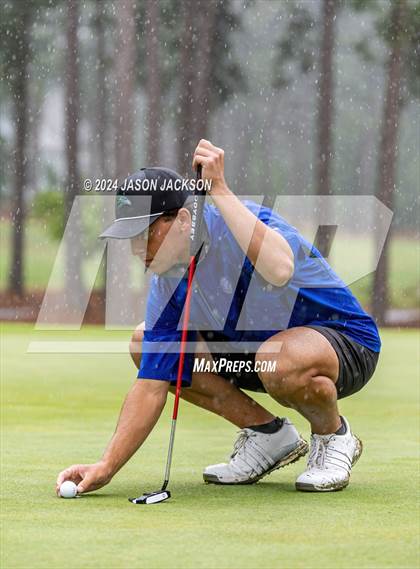 Thumbnail 1 in NCHSAA 4A Finals (Round 2) photogallery.