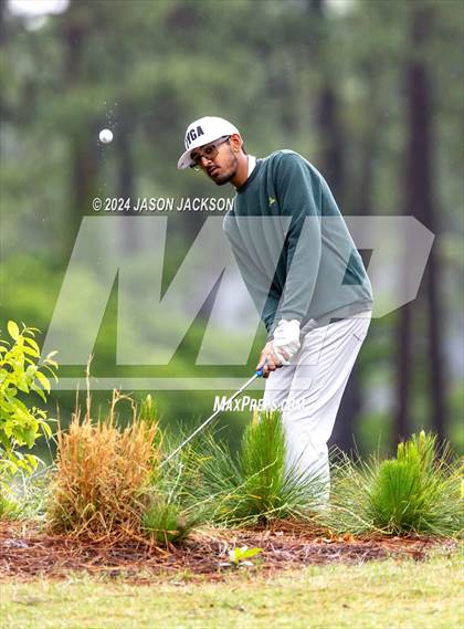 Thumbnail 1 in NCHSAA 4A Finals (Round 2) photogallery.