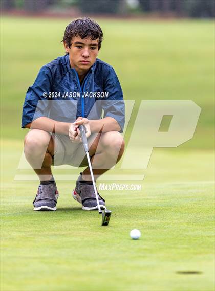 Thumbnail 3 in NCHSAA 4A Finals (Round 2) photogallery.