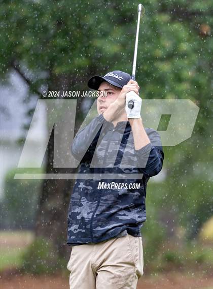 Thumbnail 3 in NCHSAA 4A Finals (Round 2) photogallery.