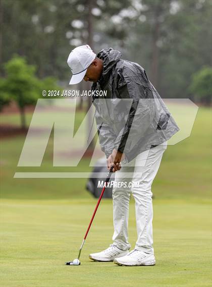 Thumbnail 1 in NCHSAA 4A Finals (Round 2) photogallery.