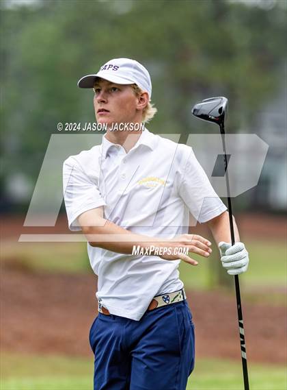 Thumbnail 1 in NCHSAA 4A Finals (Round 2) photogallery.