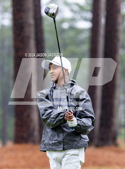 Thumbnail 1 in NCHSAA 4A Finals (Round 2) photogallery.
