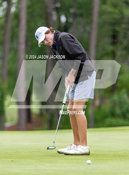 Thumbnail 2 in NCHSAA 4A Finals (Round 2) photogallery.