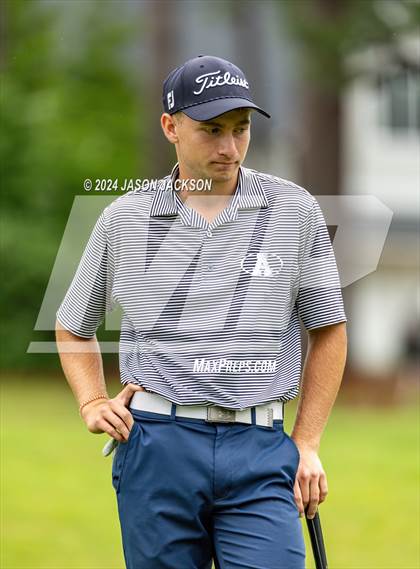 Thumbnail 2 in NCHSAA 4A Finals (Round 2) photogallery.