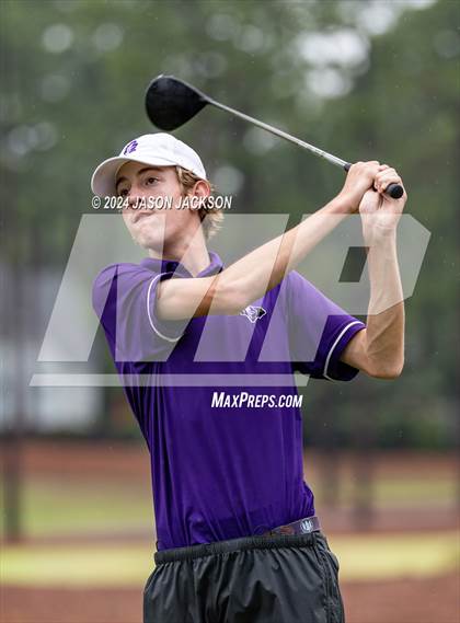Thumbnail 1 in NCHSAA 4A Finals (Round 2) photogallery.