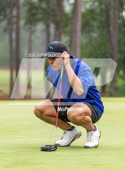Thumbnail 1 in NCHSAA 4A Finals (Round 2) photogallery.
