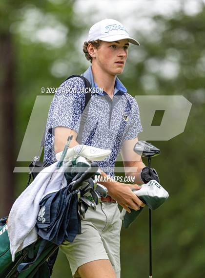 Thumbnail 1 in NCHSAA 4A Finals (Round 2) photogallery.