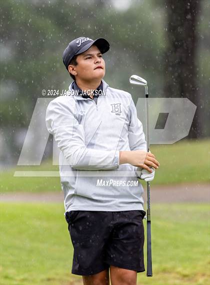 Thumbnail 2 in NCHSAA 4A Finals (Round 2) photogallery.