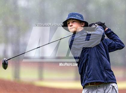 Thumbnail 1 in NCHSAA 4A Finals (Round 2) photogallery.