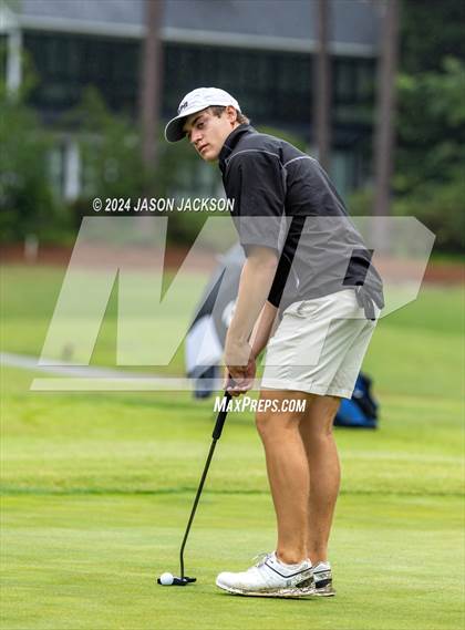 Thumbnail 2 in NCHSAA 4A Finals (Round 2) photogallery.