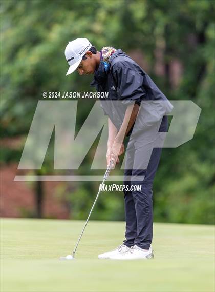Thumbnail 2 in NCHSAA 4A Finals (Round 2) photogallery.