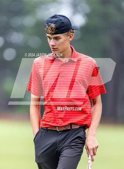 Thumbnail 1 in NCHSAA 4A Finals (Round 2) photogallery.
