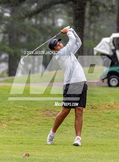 Thumbnail 3 in NCHSAA 4A Finals (Round 2) photogallery.