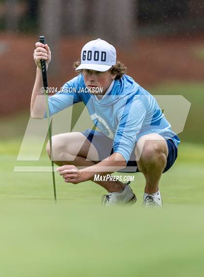 Thumbnail 1 in NCHSAA 4A Finals (Round 2) photogallery.