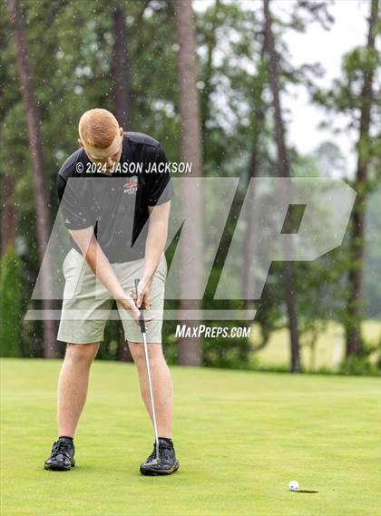 Thumbnail 3 in NCHSAA 4A Finals (Round 2) photogallery.