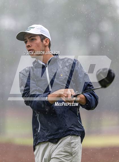 Thumbnail 1 in NCHSAA 4A Finals (Round 2) photogallery.