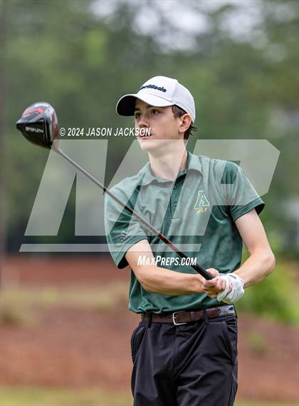 Thumbnail 3 in NCHSAA 4A Finals (Round 2) photogallery.