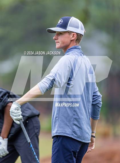 Thumbnail 1 in NCHSAA 4A Finals (Round 2) photogallery.