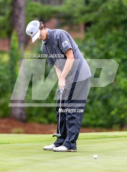 Thumbnail 1 in NCHSAA 4A Finals (Round 2) photogallery.