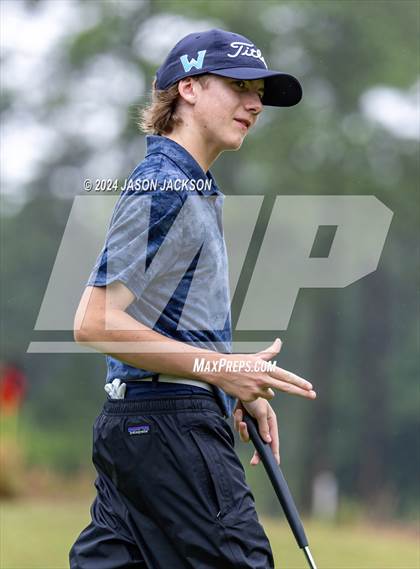 Thumbnail 1 in NCHSAA 4A Finals (Round 2) photogallery.