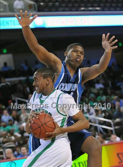 Thumbnail 2 in Compton vs. Lincoln (CIF SoCal D2 Final) photogallery.