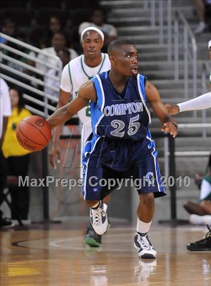 Thumbnail 3 in Compton vs. Lincoln (CIF SoCal D2 Final) photogallery.