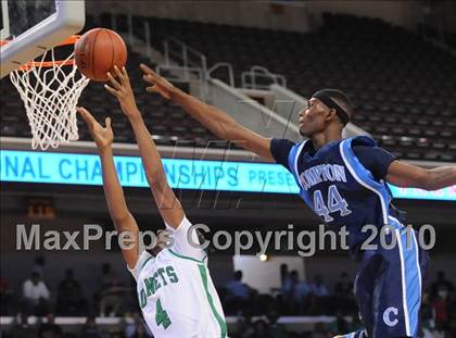 Thumbnail 1 in Compton vs. Lincoln (CIF SoCal D2 Final) photogallery.