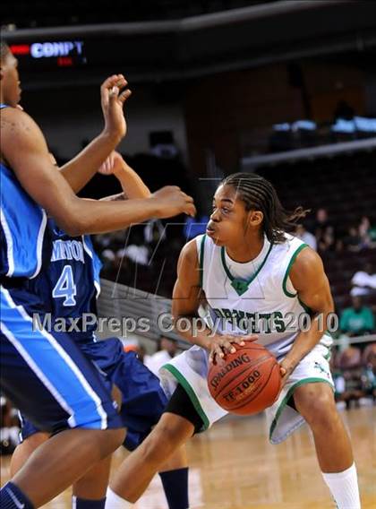 Thumbnail 3 in Compton vs. Lincoln (CIF SoCal D2 Final) photogallery.