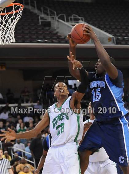 Thumbnail 1 in Compton vs. Lincoln (CIF SoCal D2 Final) photogallery.