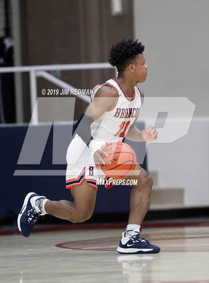 Thumbnail 3 in Fort Bend Bush vs Hebron (McDonald's Texas Invitational) photogallery.