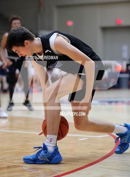 Thumbnail 3 in Fort Bend Bush vs Hebron (McDonald's Texas Invitational) photogallery.