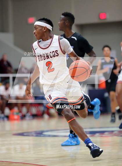 Thumbnail 2 in Fort Bend Bush vs Hebron (McDonald's Texas Invitational) photogallery.