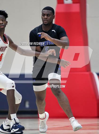 Thumbnail 1 in Fort Bend Bush vs Hebron (McDonald's Texas Invitational) photogallery.