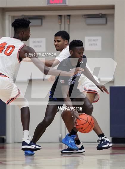 Thumbnail 1 in Fort Bend Bush vs Hebron (McDonald's Texas Invitational) photogallery.