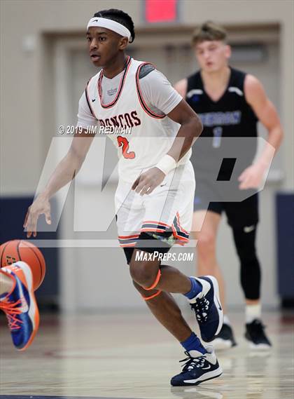 Thumbnail 1 in Fort Bend Bush vs Hebron (McDonald's Texas Invitational) photogallery.