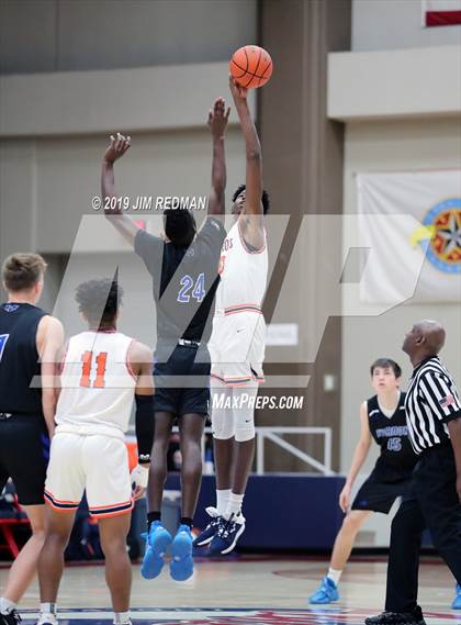 Thumbnail 1 in Fort Bend Bush vs Hebron (McDonald's Texas Invitational) photogallery.