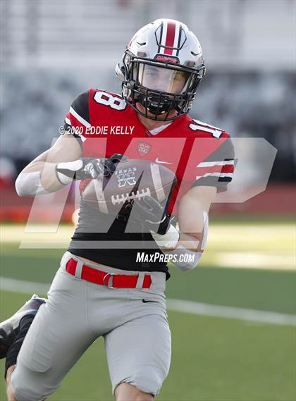 Thumbnail 2 in Dallas Jesuit @ Marcus photogallery.