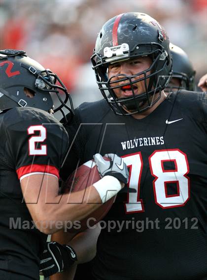 Thumbnail 1 in North Hollywood vs. Harvard-Westlake photogallery.