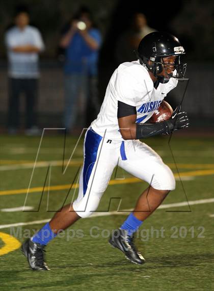 Thumbnail 3 in North Hollywood vs. Harvard-Westlake photogallery.