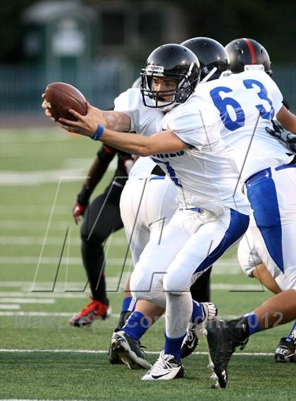 Thumbnail 2 in North Hollywood vs. Harvard-Westlake photogallery.