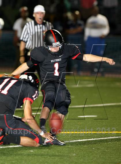 Thumbnail 1 in North Hollywood vs. Harvard-Westlake photogallery.