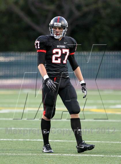 Thumbnail 2 in North Hollywood vs. Harvard-Westlake photogallery.