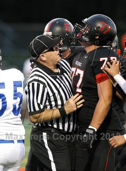 Thumbnail 3 in North Hollywood vs. Harvard-Westlake photogallery.