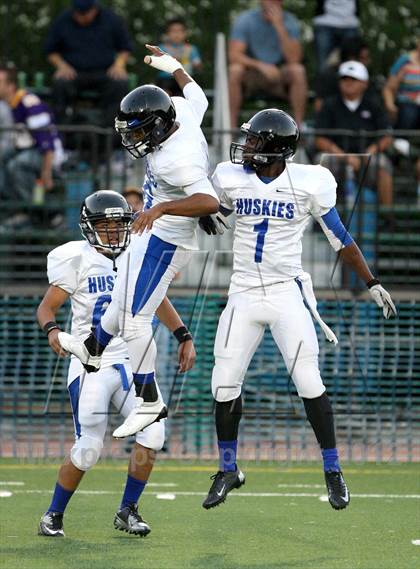 Thumbnail 3 in North Hollywood vs. Harvard-Westlake photogallery.