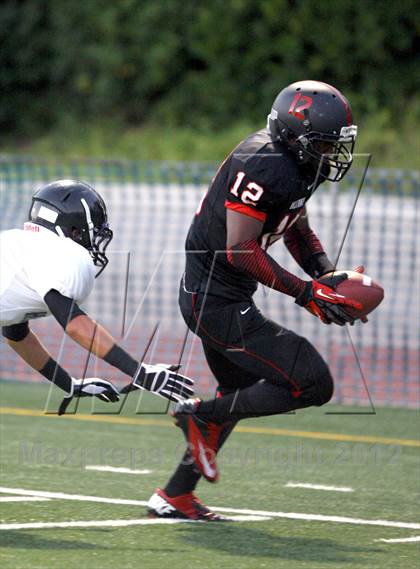 Thumbnail 1 in North Hollywood vs. Harvard-Westlake photogallery.