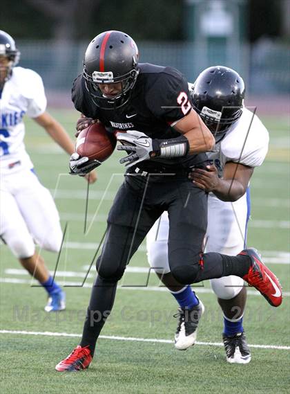 Thumbnail 3 in North Hollywood vs. Harvard-Westlake photogallery.